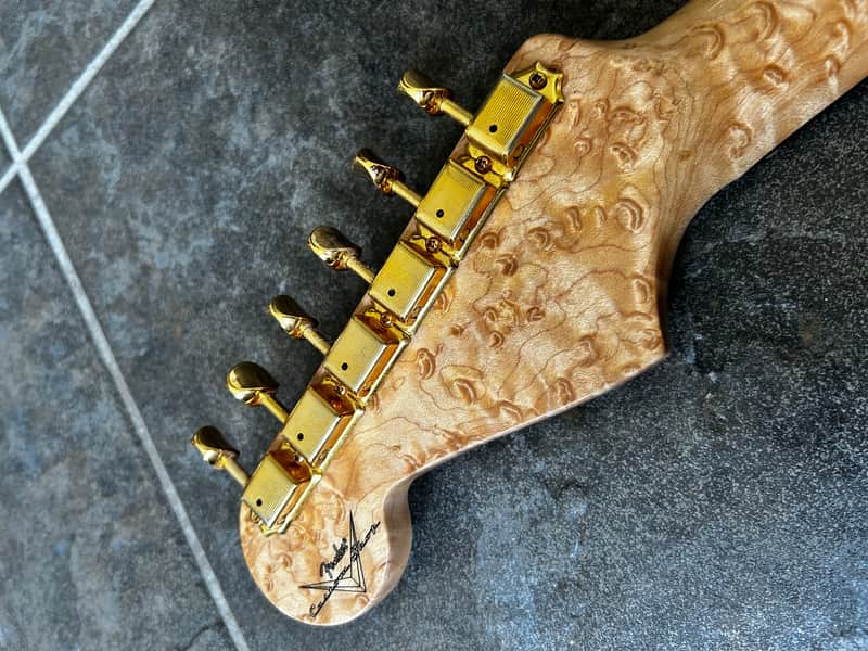 Fender custom shop strat neck + tuners. Robert Cray signature image 1