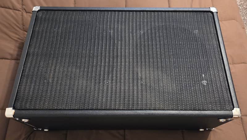 SubZ 2x12 Extension Guitar Cabinet - Pine - Black Tolex - Silver Grill - Open image 1