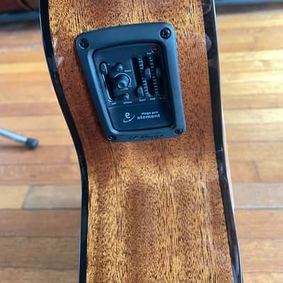 Alvarez ag60cear grand auditorium cutaway with armrest bevel, electronics 2020s - natural/gloss image 4