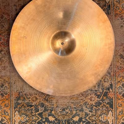 Gorgeous 1960s Vintage Zildjian 22” BIG Light Crash Ride 2846 g Hand Hammered Smooth Dark Crashable image 2