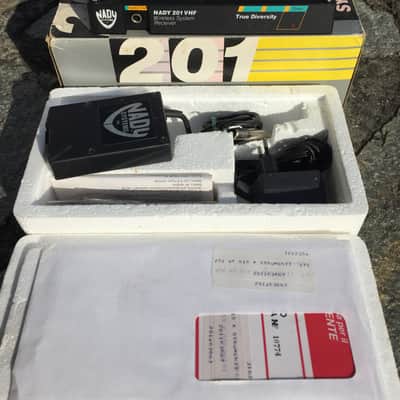 Nady 201 VHF WirelessSystemDiversity Guitar, as new image 5