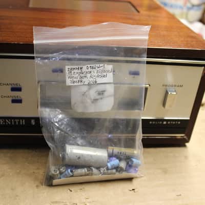 Restored Zenith D762W-1 8 track player image 16