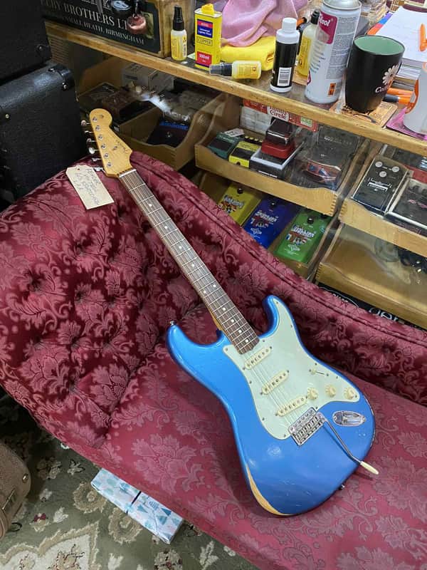 Fender Vintera Road Worn '60s Stratocaster  2021 - Lake Placid Blue