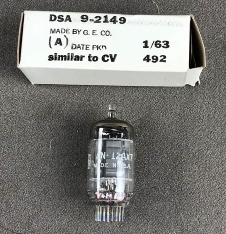 GE JAN 12AX7/ECC83 Pre-Amp Tube NOS NIB TV-7D/U Tested image 1
