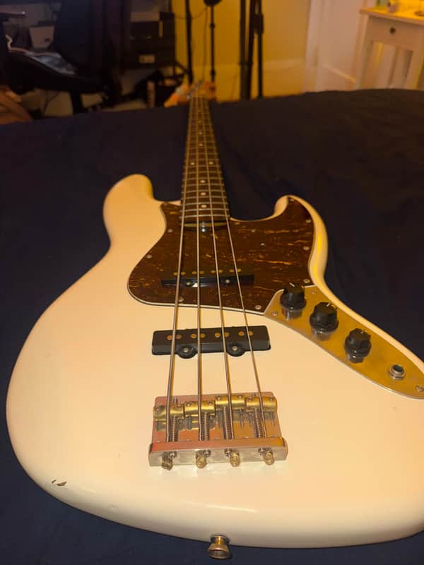 Squier Classic Vibe '60s Jazz Bass