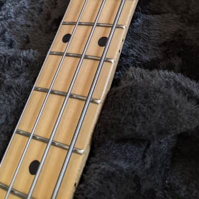 G&L Tribute L-2000 2005 - Amber image 15