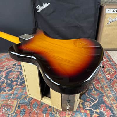 *Video* Fender Traditional II 60's Jaguar Alder 3 Tone Sunburst - 2017 image 19