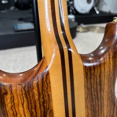 Alembic Series ll 1977 - Zebrawood matte image 10