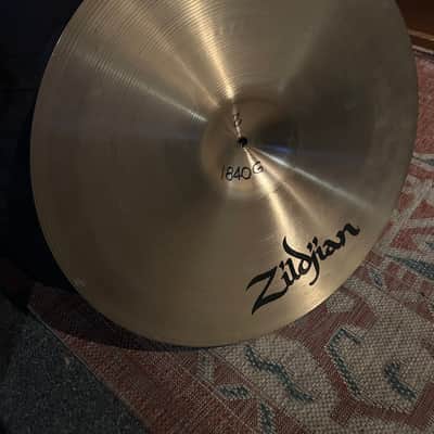 Zildjian 19" medium thin crash image 2