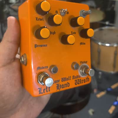 Lone Wolf Audio Left Hand Wrath Distortion Limited Edition 2010s - Orange image 2