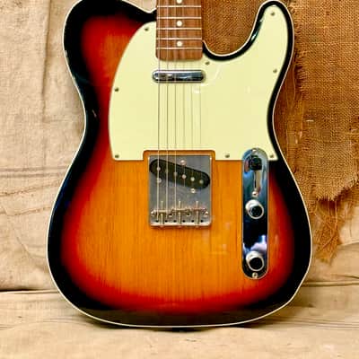 Fender MIJ Traditional 60's Telecaster Custom 2018 - 3 Tone Sunburst image 2