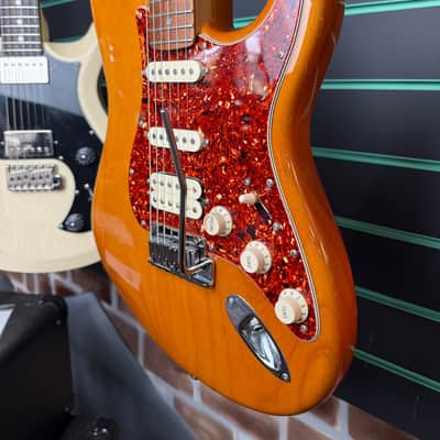 Fender American Deluxe Stratocaster HSS Amber 2006 Electric Guitar image 5