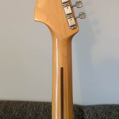 Fender Jaguar Baritone Custom 2004 - 2006 Sunburst image 8