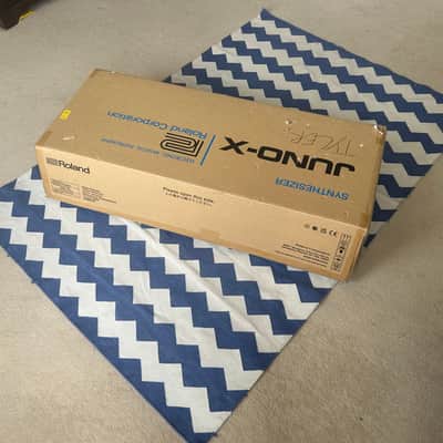 Roland Juno-X 61-Key Programmable Polyphonic Synthesizer 2022 - Present - Black Bild 2