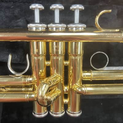 Yamaha YTR2330 Trumpet - Used image 6