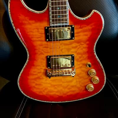 Vicers Custom 2020 - Cherry Burst with Quilted Maple Top image 3