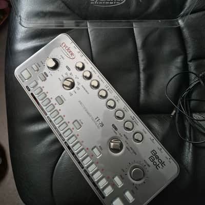 Cyclone Analogic TT-78 Beat Bot 2016 - Aztec Silver image 8