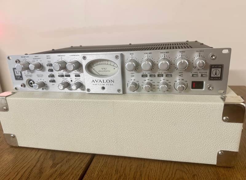 Avalon VT-737sp Tube Channel Strip 2010s - Silver image 1