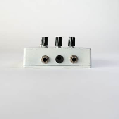 Pro Tone Pedals Civil War Fuzz - White image 2