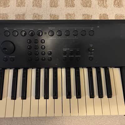 NEEDS WORK - Korg M50 61-Key Music Workstation Keyboard 2000s - Black image 4