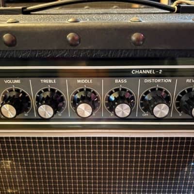 Roland Jazz Chorus JC 160 Amplifier 1976 - 1989 - Black Tolex image 3