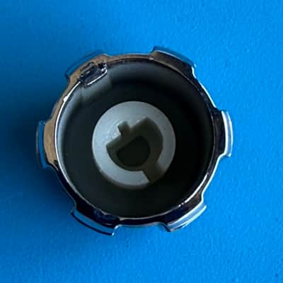 Line 6 Spider IV 15 30 120 Guitar Amplifier Part: Chrome Knob Cap Cover [18mm] image 6