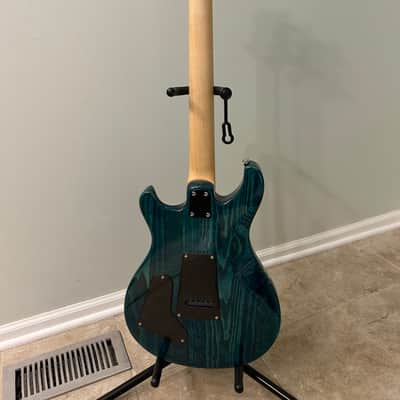 PRS SE Swamp Ash Special 2023 - Present - Iri Blue image 3