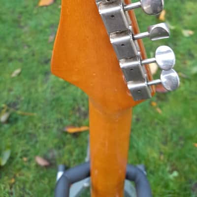 Fender AVRI Stratocaster 1983 - Sunburst image 8