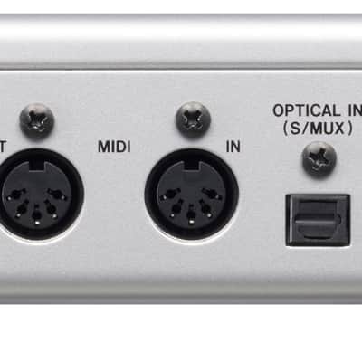 TASCAM Series 102i USB Audio Interface 2022 Silver image 3