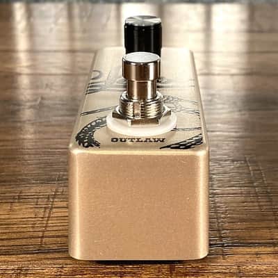 Outlaw Effects Lasso Looper Looping Guitar Effect Pedal image 4