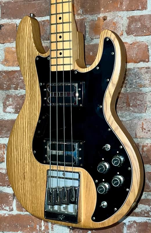 Sweet 1979 Peavey T-40 Maple Fretboard , Natural Original Hard Shell Case, Pro Setup Ships Fast - Excellent
