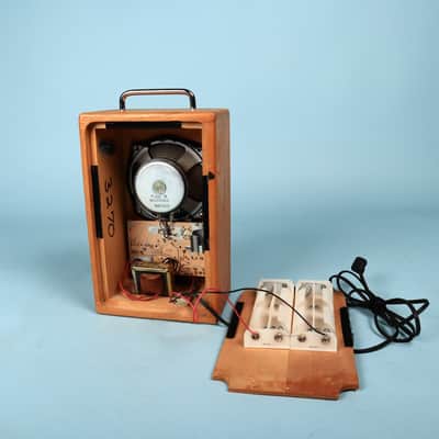 1974 Dwarf Portable Guitar Amp Vintage Solid Oak AC & Battery Powered Amplifier image 8