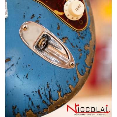 Fender Custom Limited Edition Roasted '60s Stratocaster Super Heavy Relic Aged Lake Placid Blue 3 Color Sunburst image 18