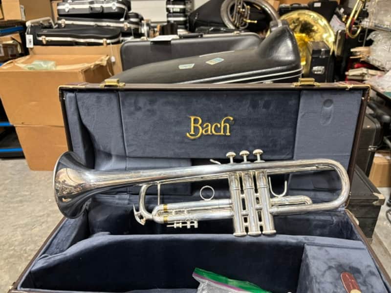 Bach 37
