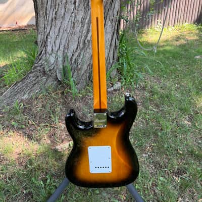 Squier Classic Vibe '50s Stratocaster 2019 - Present - 2-Tone Sunburst image 2