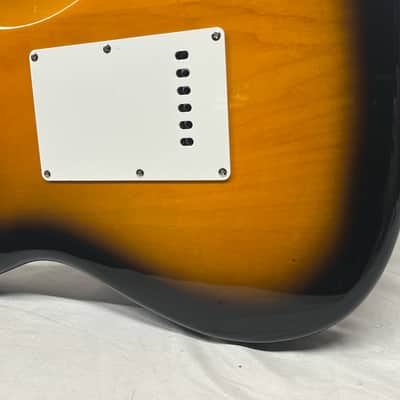 Squier Affinity Series Stratocaster Strat Electric Guitar - 2-Color Sunburst image 15