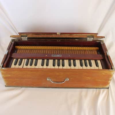 8115 - Wood Indian Harmonium Reed Organ Refurbished & Working image 1