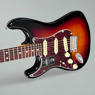 Fender American Professional II Stratocaster Left Handed 2021 - 3-Tone Sunburst image 4