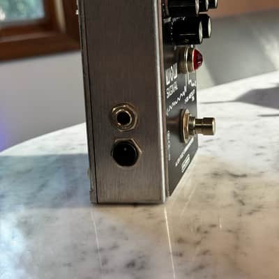 Spaceman WOW Signal Alien Fuzz Communicator 2010s - Silver Edition image 3