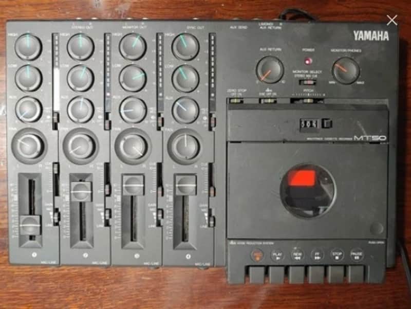 Yamaha MT50 - 4 tracks cassette recorder - Black image 1