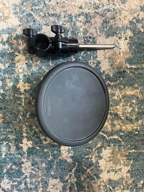 Yamaha TP65 Single-Zone 8.5" Electronic Drum Pad with mount image 1