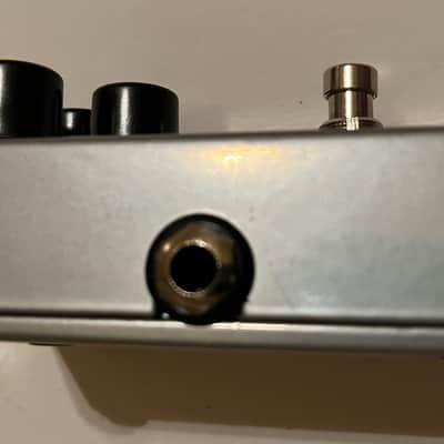 Electro-Harmonix Triangle Big Muff Pi Reissue 2010s - Silver image 2