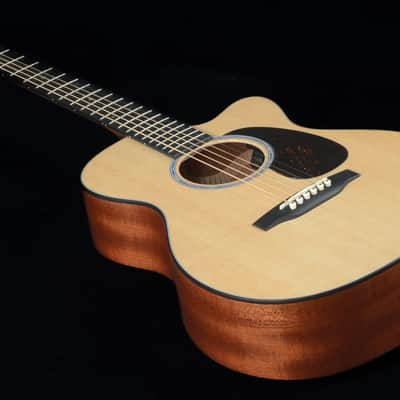 Martin 000C Jr E Acoustic/Electric - Satin Natural image 4