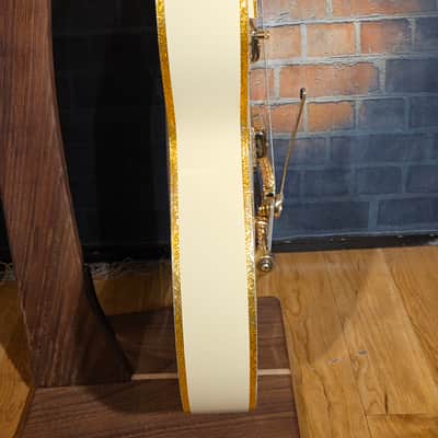 Gretsch G6136-1958 Stephen Stills Signature White Falcon Hollow Body Aged White w/ OHSC, CoA & Pickguard image 13