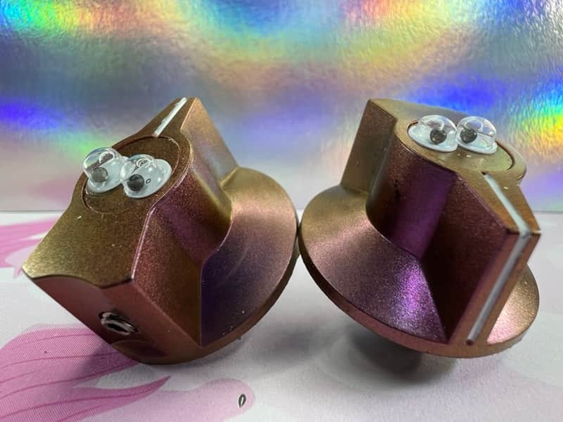 Knobably Moog Style Pointer Knobs - Distressed Copper Chameleon Googly Eyes (Set of 2) image 1