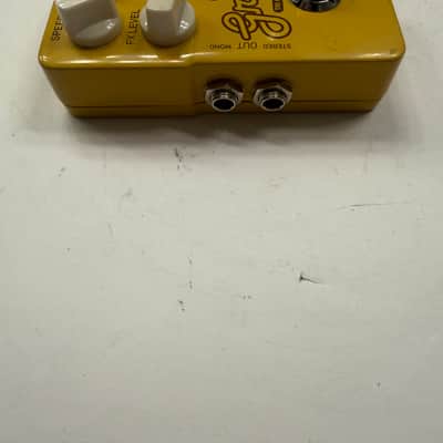 TC Electronic Gravy Tri Chorus & Vibrato Stereo Rare Guitar Effect Pedal image 3