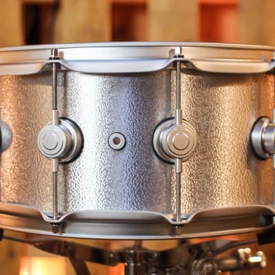 DW 6.5x14 Collector's 3mm Wrinkle Coat Aluminum Snare Drum w/ Satin Chrome Hardware image 2