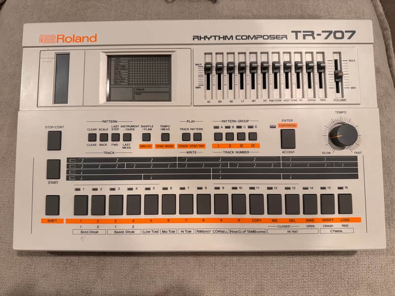 Roland TR-707 Rhythm Composer 1985 - White image 1