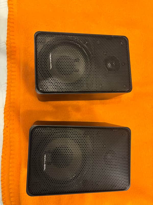 Realistic  7 1982 - Black excellent condition