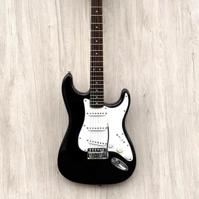 Squier Bullet SSS Trem With Locking Tuners 2010 - Black image 1